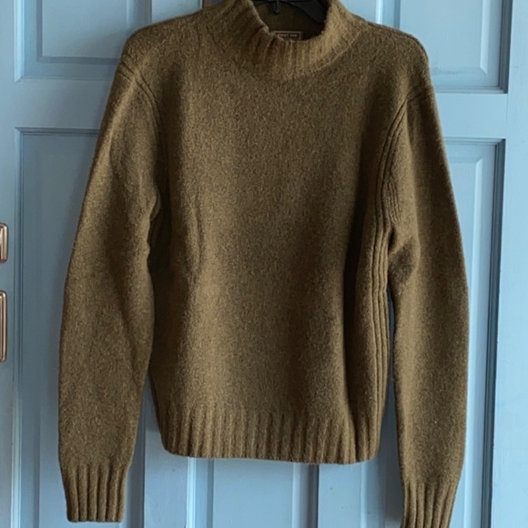 Point Sub size medium ladies olive green sweater like new - Picture 3 of 5